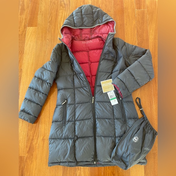 MK Puffer Coat MICHAEL KORS Coat Women PACKABLE DOWN FILL Gray / Red Coat Sz L - Picture 1 of 16